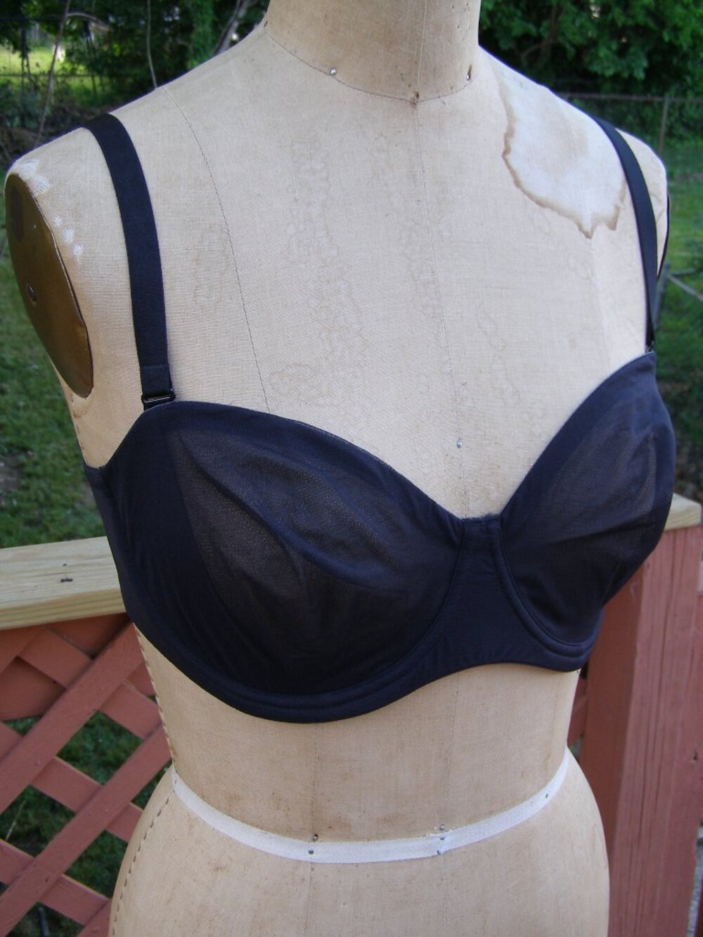 NEW size 36DD SKIMS Ultra Fine Mesh Black Bra BR-UWR-2209